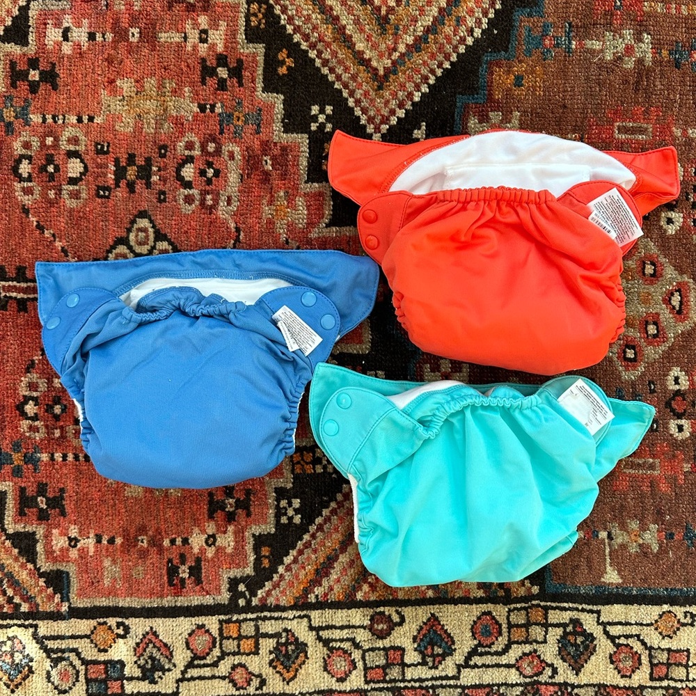NWT, washed once, NEVER WORN, THREE Bumgenius AOI Cloth Diapers